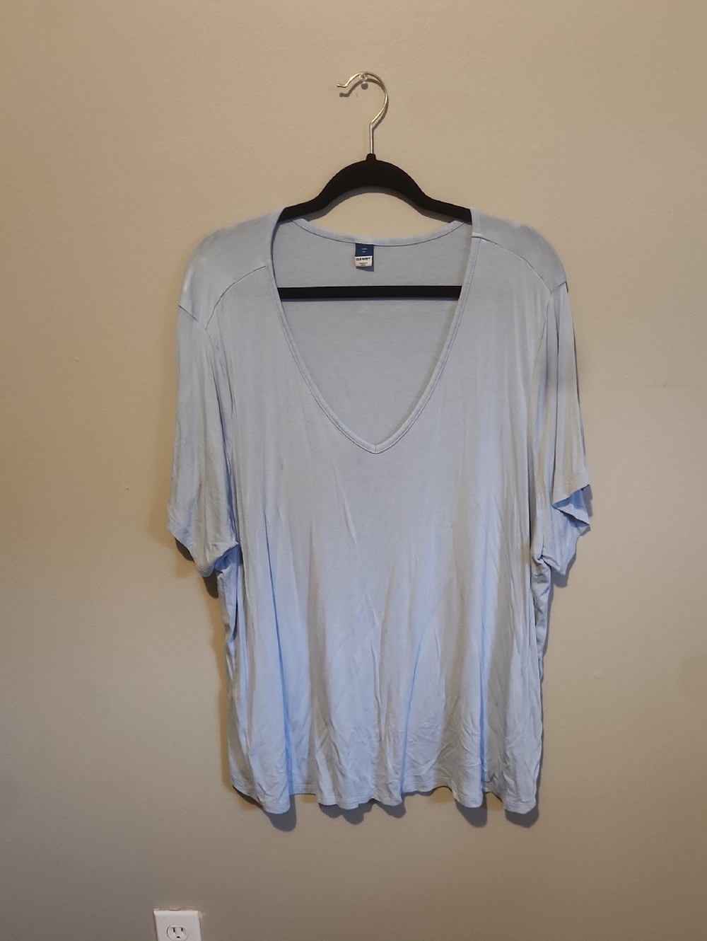 Old Navy Light Blue Scoop Neck Tee